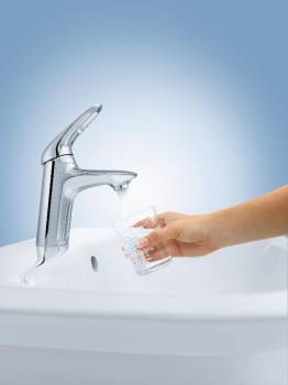 GROHE 23567003 Eurostyle 2015 Смеситель для раковины, гладкий корпус. Фото
