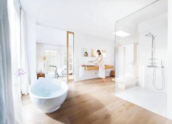 GROHE 27374000 Rainshower Sena 210 Душевая система с термостатом, боковыми душами, ручным душем. Фото