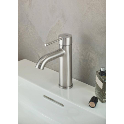 GROHE 23589DC1 Essence New Смеситель для раковины S-Size II, сливной гарнитур. Фото